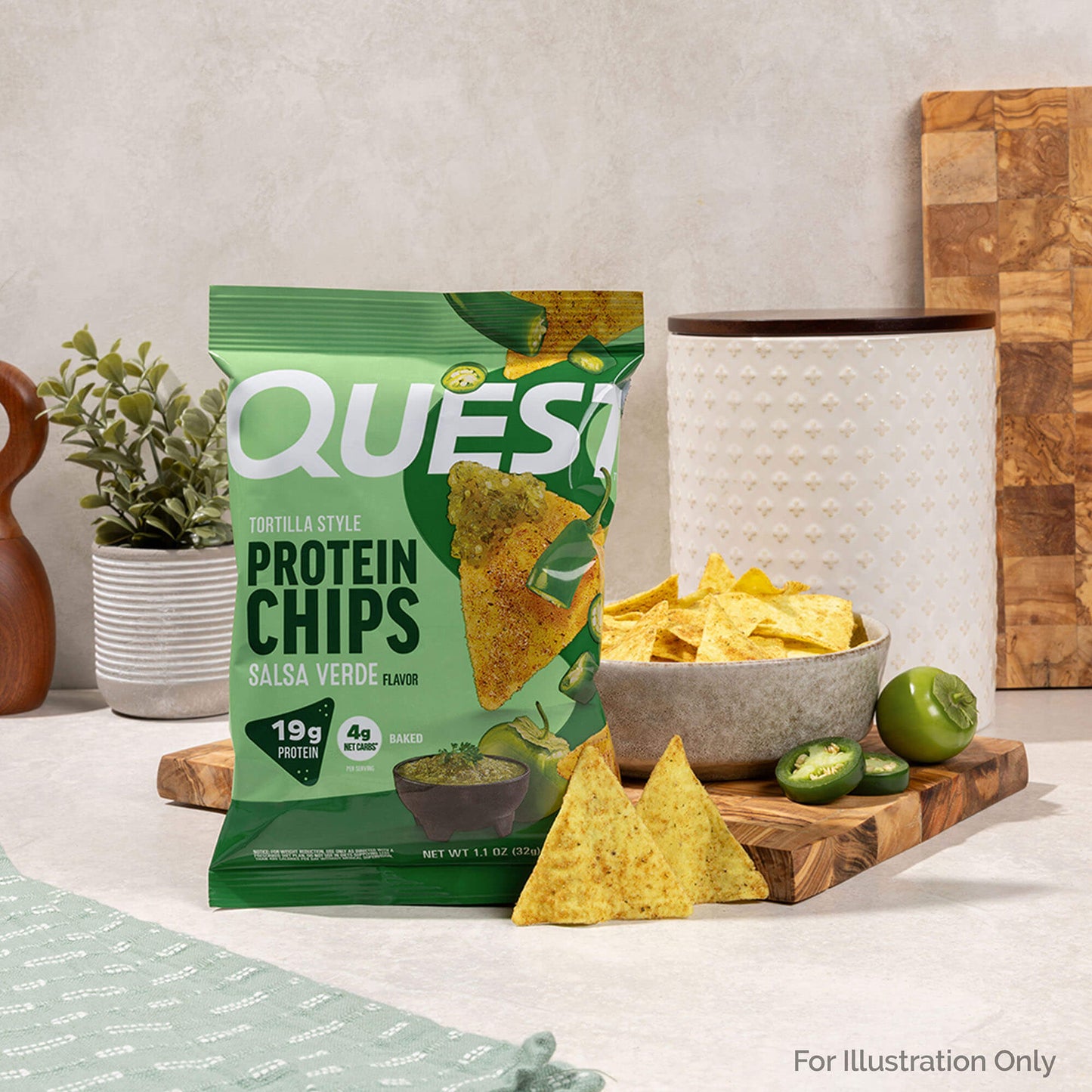 salsa-verde-tortilla-style-protein-chips-g0 qst-016419-salsa-verde-tortilla-style-protein-chips_5.jpg